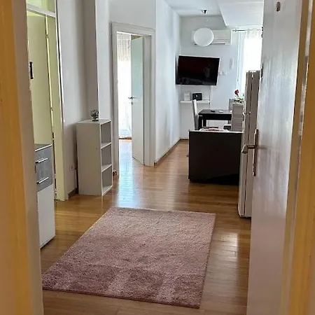 Apartment Nea Pula